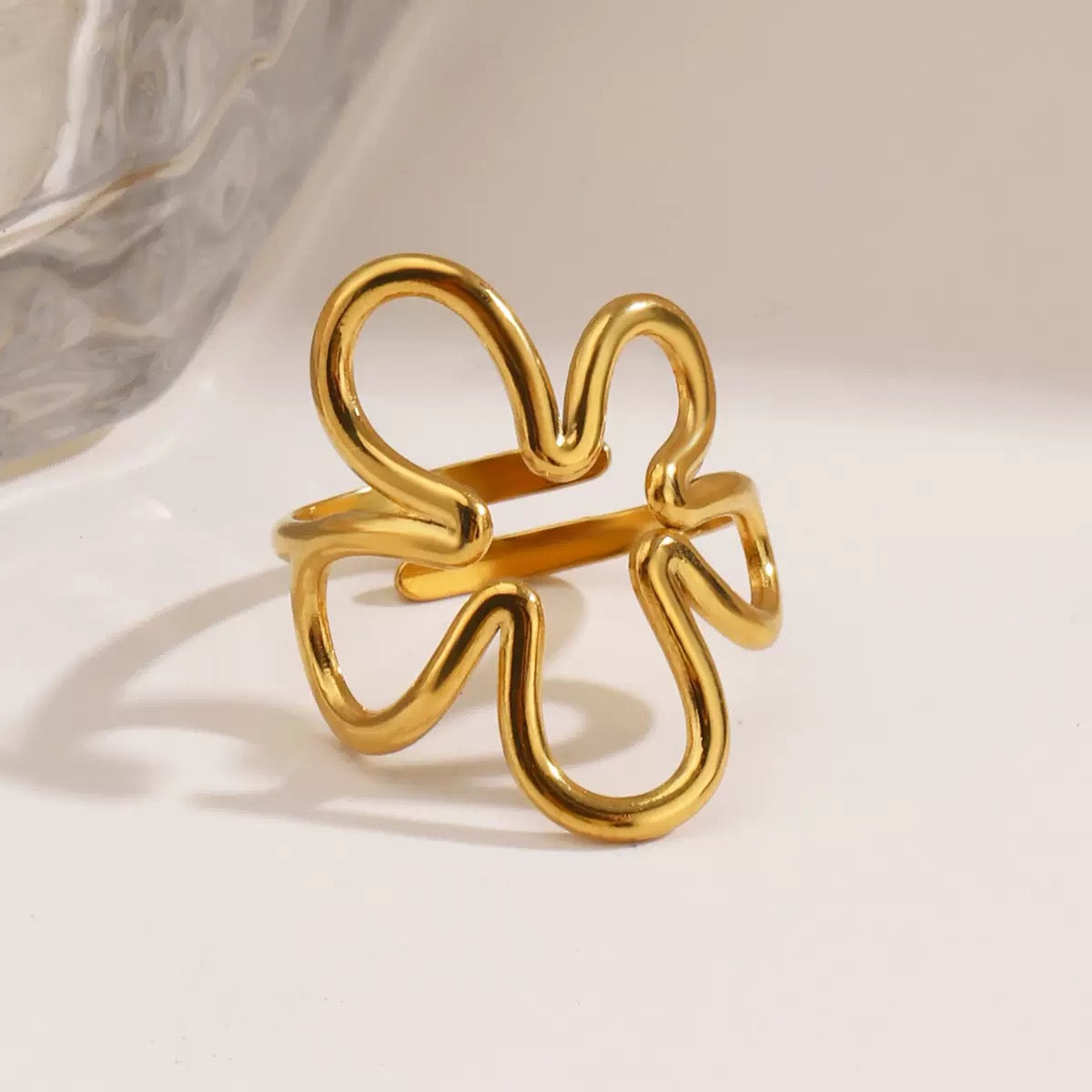 Sculptural Clover Statement Ring