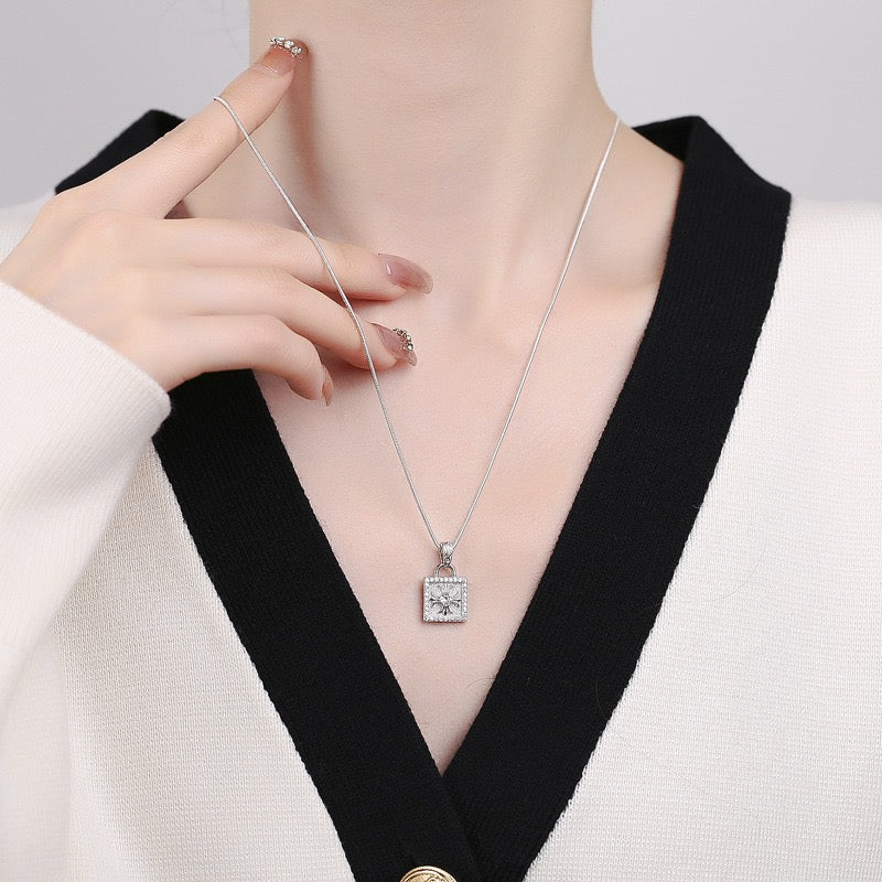 Unisex Design Sterling Silver Sweater Necklace