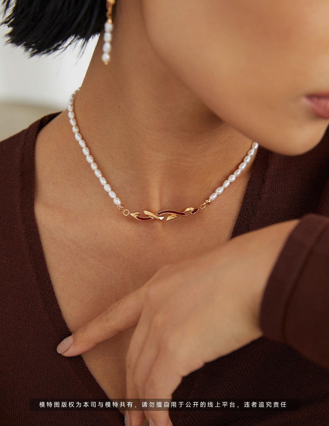 NATURAL PEARL NECKLACE