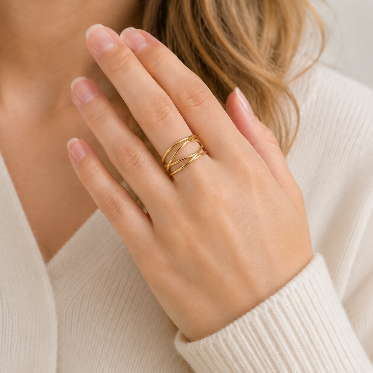 Orbit Intertwined Ring