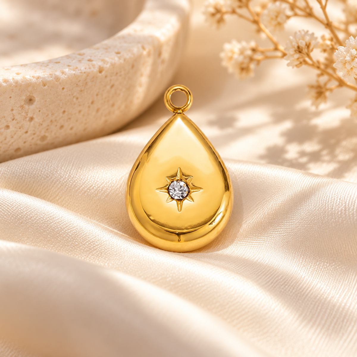 Gold Teardrop Starburst Charm