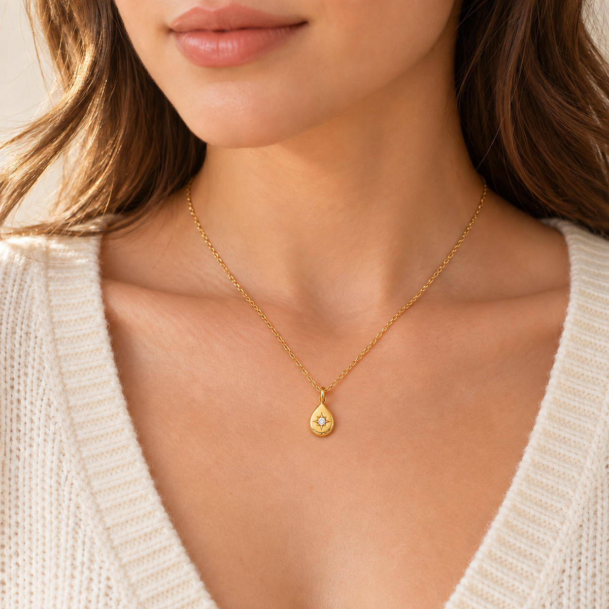 Gold Teardrop Starburst Charm