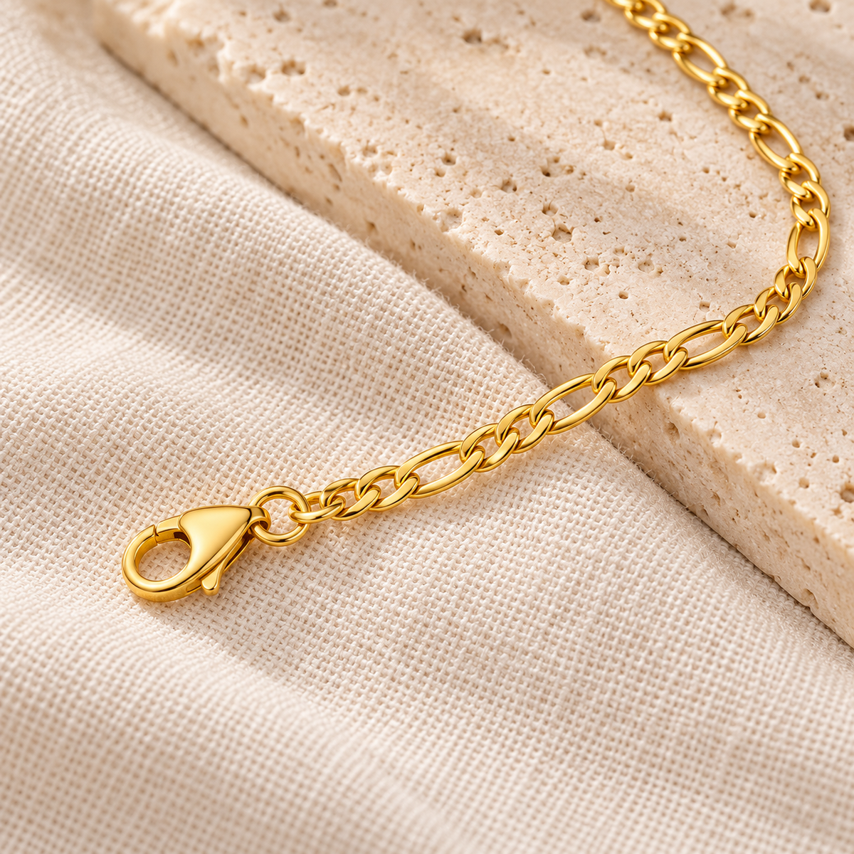 Classic 3mm Figaro Chain Necklace