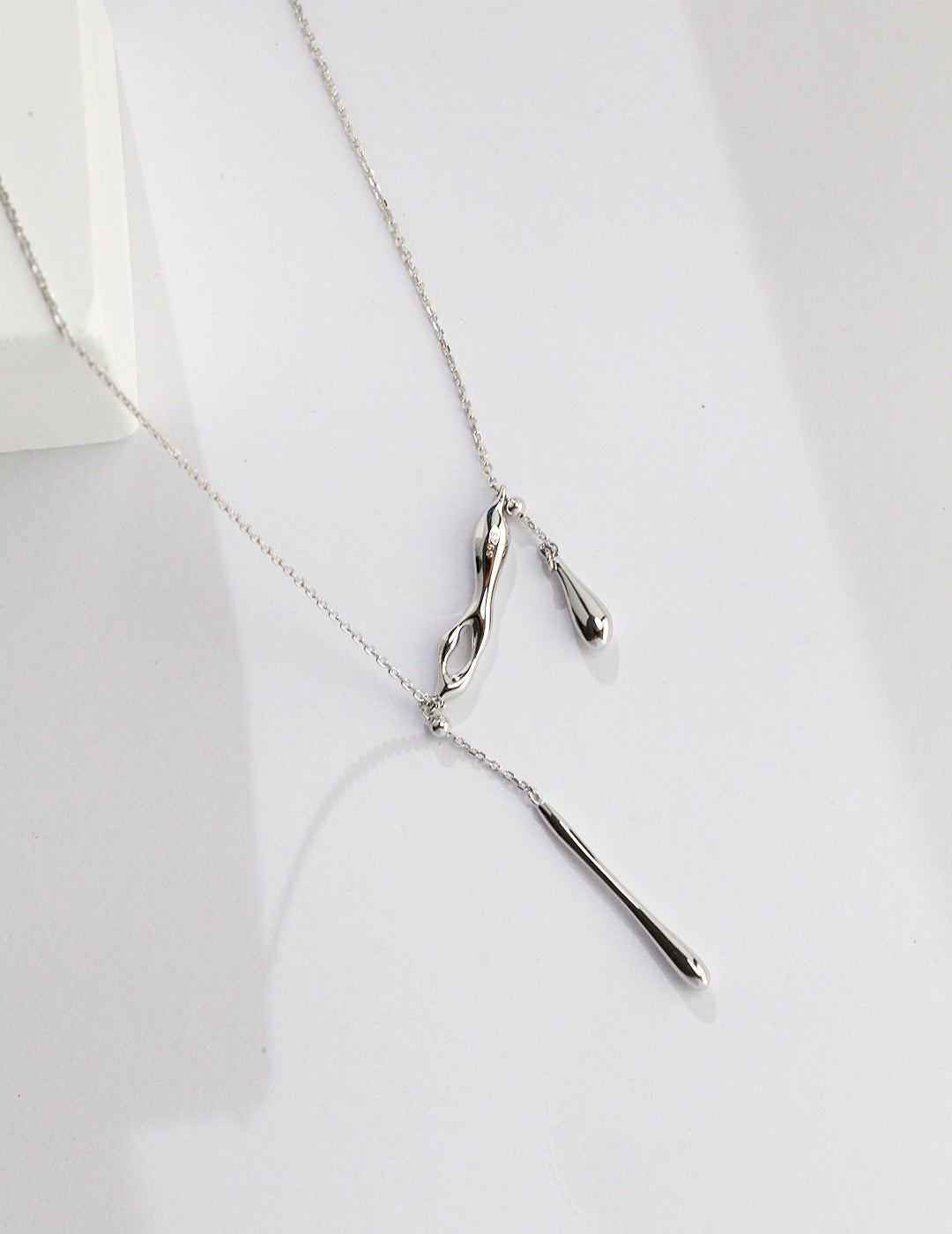 GRACE SILVER ADJUSTABLE NECKLACES