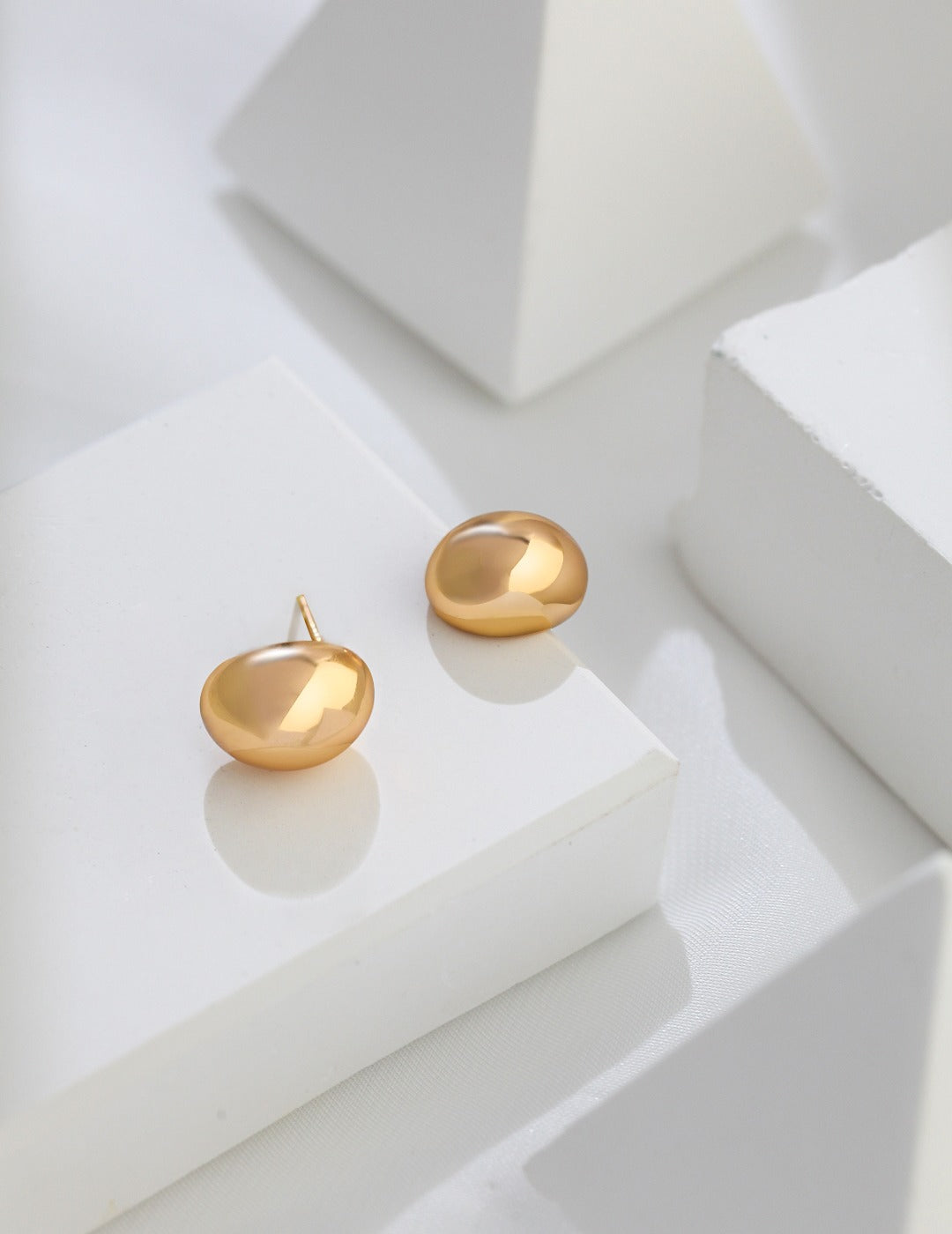 GOLDEN BEAN SILVER EARRINGS